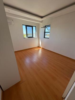 Arrenda-se um apartamento tipo 3 na costa do sol por trás do aquaparque